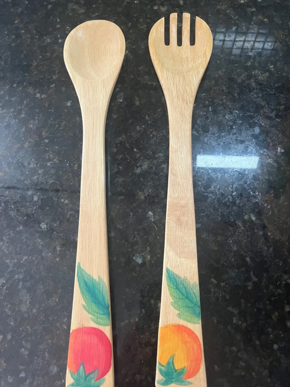 Wooden Salad Bowl with Serving Spoons - Natural with Multicolor Pepper Accents